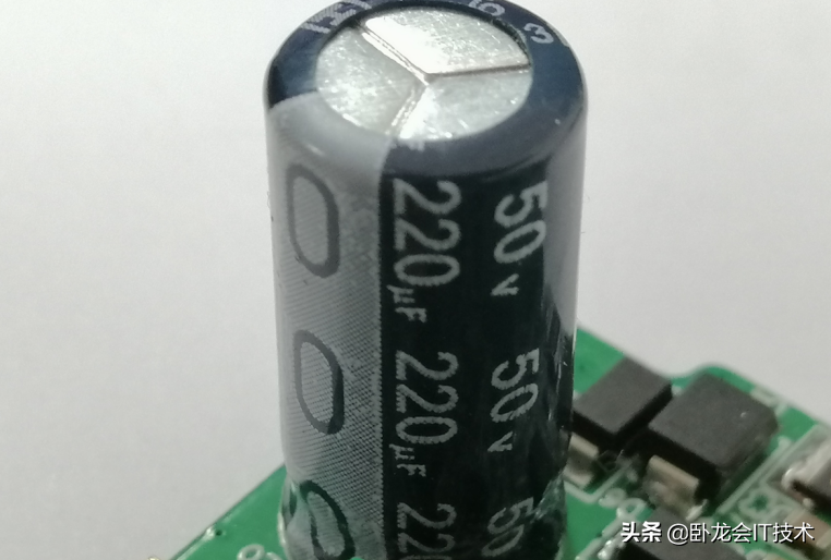 风扇电容的作用和用途（风扇电容的工作原理）