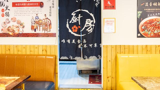 正宗红河干锅旱鸭做法，正宗红河干锅旱鸭做法窍门（云南红河干锅旱鸭到底是什么神仙鸭）