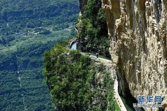 红旗渠位于哪里，红旗渠位于哪里河北省（林州红旗渠）