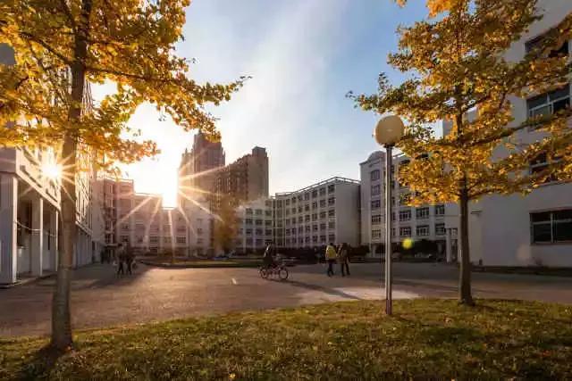 辽东学院宿舍条件怎么样，辽东学院宿舍几人间（辽宁省普通高等院校）