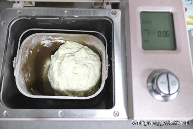 饺子的包法：花边饺子包法，饺子的包法（我家吃饺子一锅俩馅）