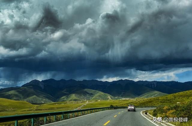 山雨欲来风满楼下一句是啥（溪云初起日沉阁）