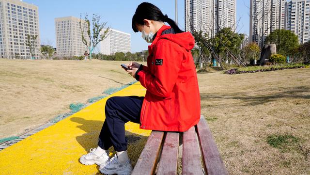 沙里瓦是什么意思，沙乌沙里瓦是什么意思（新年用红蓝新衣组CP-沙乐华男女羽绒服）