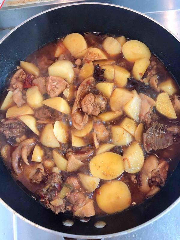 大盘鸡怎么做，家庭版正宗大盘鸡做法！（教你大盘鸡正宗做法）