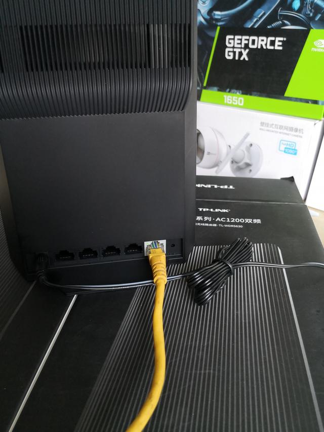 手机登录路由器方法，手机登陆路由器的方式（手机设置无线路由器方法教你一分钟学会WIFI上网）