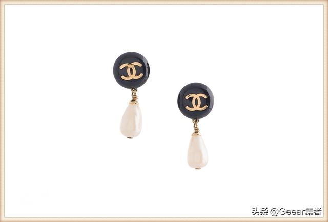 香奈儿耳钉全部款式，chanel耳钉官网怎么购买（Chanel复古耳环）