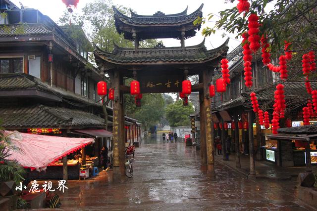 成都黄龙溪古镇好玩吗，成都黄龙溪古镇有什么好玩的（微雨中游览黄龙溪古镇）