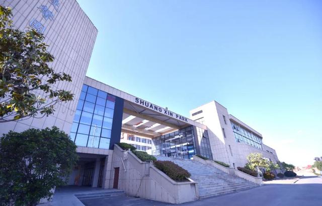 青岛黄海学院是公办还是民办，青岛黄海学院怎么样环境好吗（青岛黄海学院2021年招生简章发布）