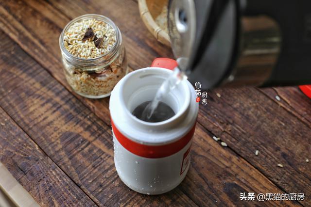 喝炒米茶的最佳时间，炒米茶什么季节喝（90岁爷爷教我做炒米茶）