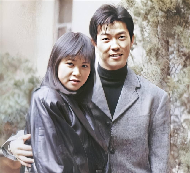 洪金宝让他在电影中成名，元彪在“大师兄”洪金宝的提携下成为男主角