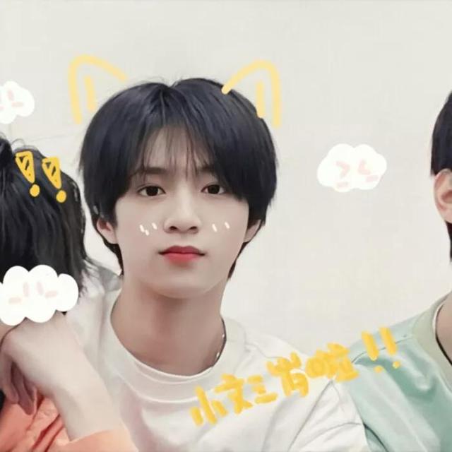 刘耀文头像女生专用，刘耀文｜帅且自知的靓仔微信（壁纸加头像）