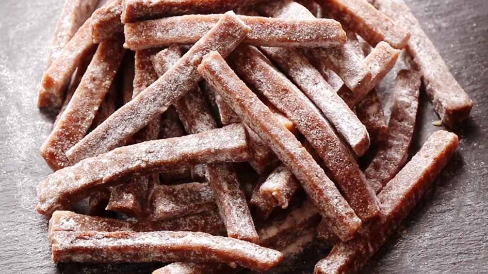 图片[1]-【山楂条】做法步骤图 做法简单 酸酸甜甜真好吃-起舞食谱网