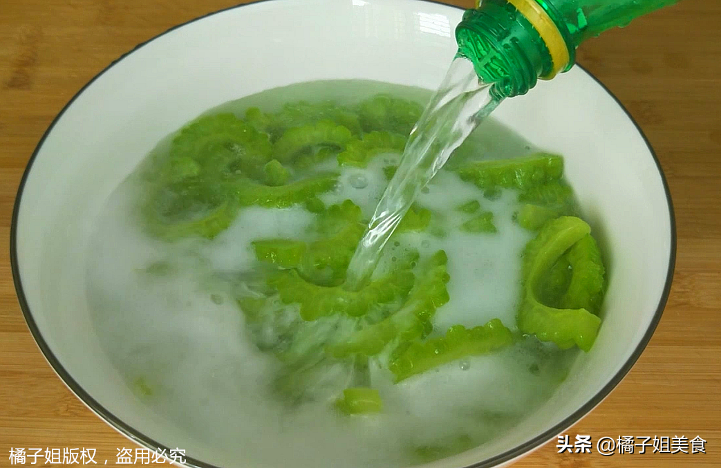 圖片[5]-夏日消暑新寵 雪碧苦瓜 做法超簡單 清涼爽口-起舞食譜網