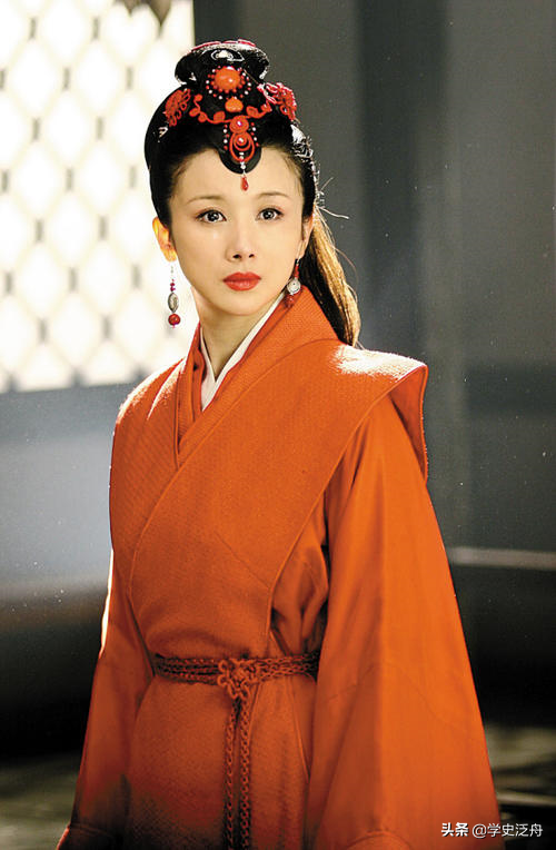 孔雀东南飞中焦仲卿的人物形象，孔雀东南飞中焦仲卿的人物形象从那几句表现出来的（乐府诗集《孔雀东南飞》人物评析）