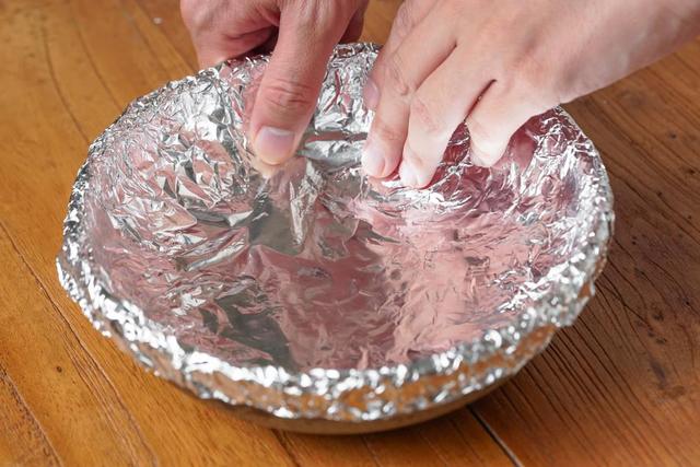 花甲粉是什么粉做的，做花甲粉的粉是什么粉（营养美汤与花甲结合）