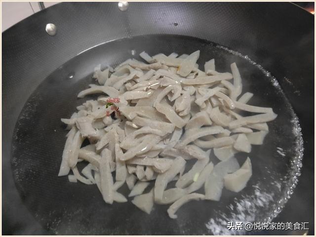 魔芋豆腐的做法，鲜魔芋豆腐详细制作方法（它是天然“燃脂菜”）