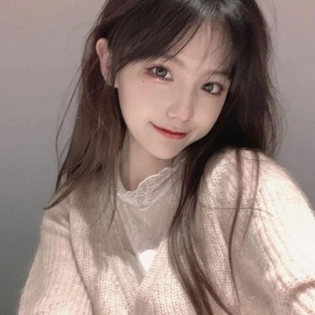 女头像ins风，头像女简单ins风  “每一个普通的改变都将改变普通。”微信（“ins治愈系女生头像”）