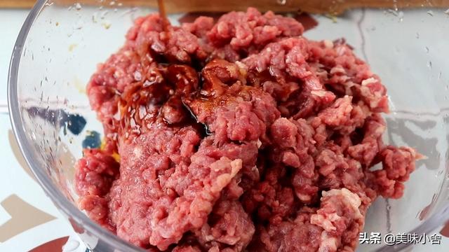 牛肉酱的制作方法，牛肉酱的制作方法及配料基围虾（秘制配方告诉你在家做）