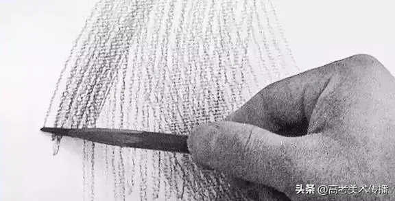 素描工具准备，入门素描需要的工具（素描工具的准备与选择！）