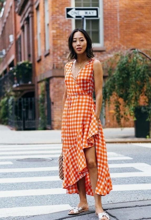 脏橘色和南瓜色选哪个，脏橘色和南瓜色选哪个颜色（秒杀冷白皮的它才是黄皮救星）