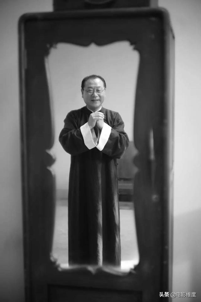 范伟简历及个人资料简介，低调娶护士恩爱30年