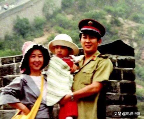 唐国强主演的电视剧，解放电视剧全集50（68岁唐国强：低调娶军医上位）
