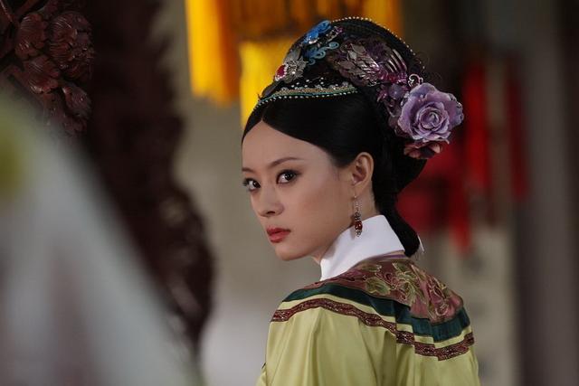 昭仪娘娘与贵妃娘娘哪个地位更高,贵妃和昭仪谁大(芈月的八子和甄嬛的