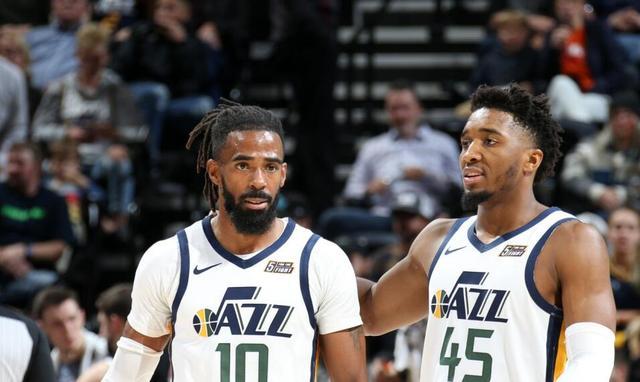 德隆威廉姆斯的后撤步转身上篮是如何完成的，不可以有停顿（康利于爵士的重要性）