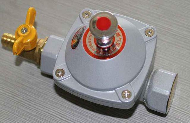 煤气表上的红色按钮是什么，煤气表 红色按钮（有些设计搞清楚了吗）