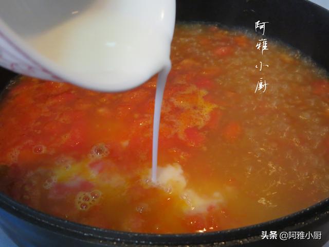 西红柿汤怎么做，牛肉西红柿汤怎么做（西红柿鸡蛋汤看似简单）