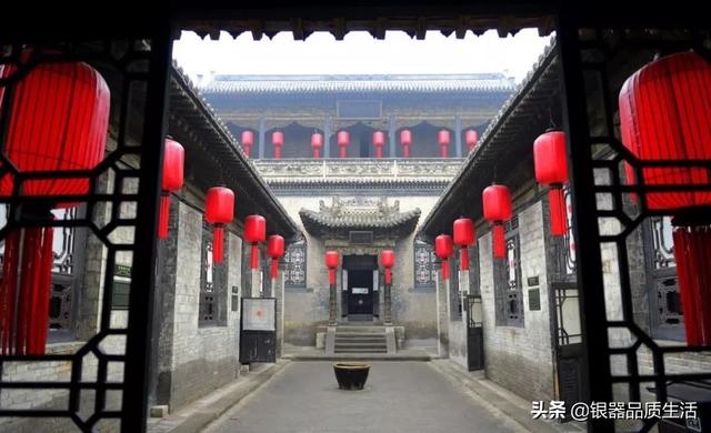 为什么古代院子里放口缸，从皇宫到民间全信它