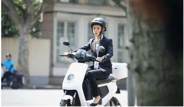 孙俪谈房似锦真实原型，看孙俪聊《安家》幕后