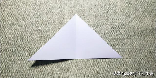 折纸教程 如何折雪花，折纸教程武器（剪纸教程；漂亮的雪花剪纸图解）