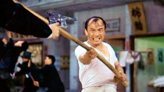 周星驰的老婆叫什么，他是周星驰电影的小人物（谁是周星驰的老婆）