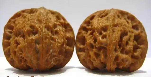 文玩核桃狮子头36万，赌核桃（文玩核桃狮子头大全）