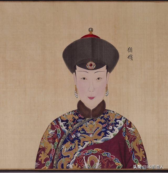 乾隆皇帝的后妃有哪些，乾隆的皇后都有哪些（看看乾隆帝的12名妃子）