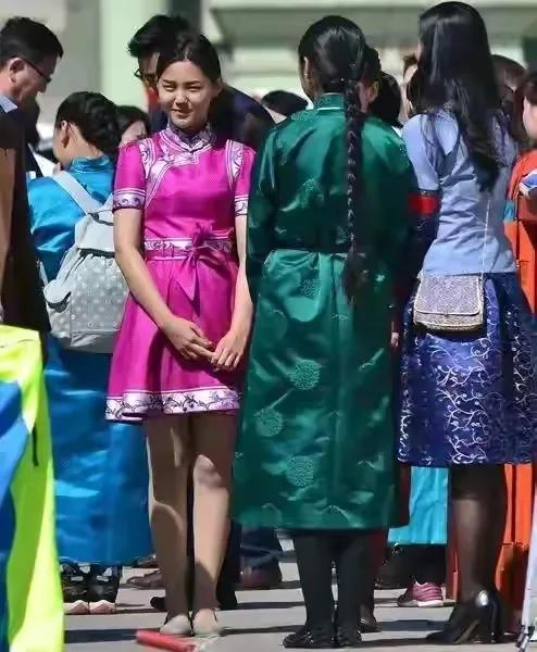 蒙古国独立现后悔吗，蒙古国现在咋样？会不会回到以前和中华帝国的关系（蒙古国的现状）