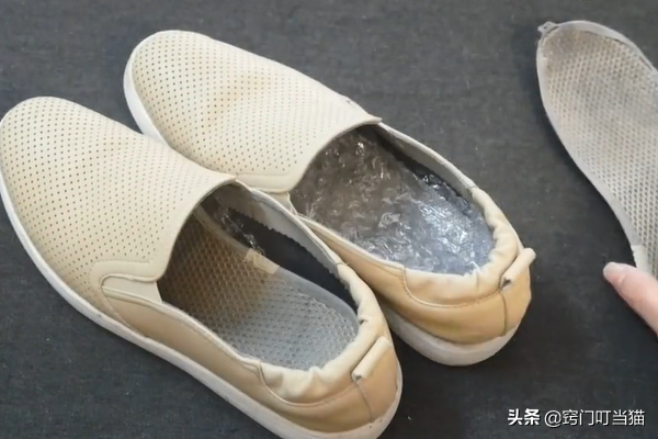 鞋垫子老是往后跑怎么解决，鞋垫老是往后跑怎么办（教你一招，让鞋垫子再也不跑偏）
