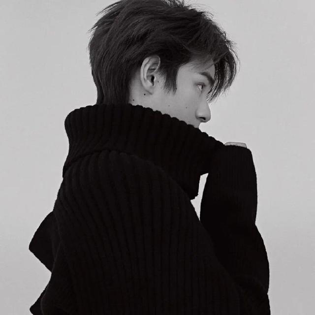 林知晚  个性超帅气男头，微信头像，林知晚  个性超帅气男头（超多个性、帅气男生头像任你选）