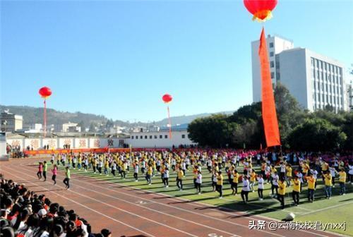云南经贸管理学校，云南经贸外事学院专业介绍（云南经贸外事职业学院学费多少）