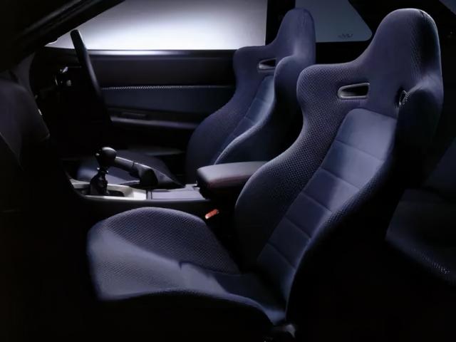 日产skyline，日产skyline在国内叫什么（日产Skyline GT-R）
