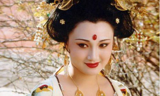 唐朝杨贵妃是胖吗，唐朝的杨贵妃究竟有多胖
