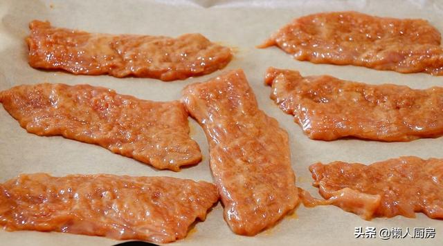 猪排怎么做好吃又简单，如何做排骨好吃又简单（这样简单处理后的猪排）