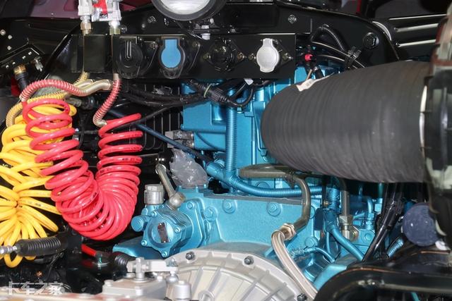 m100甲醇汽油，甲醇汽油怎么样（吉利M100甲醇重卡35万起售）