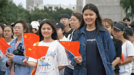 各地高校花式表白，黑龙江高校学子“花式”表白来啦