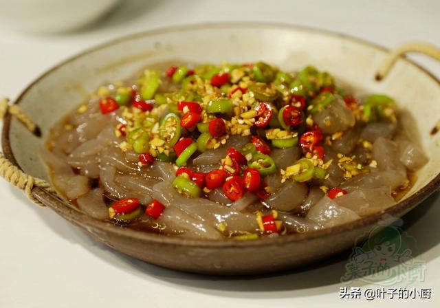 魔芋豆腐能凉拌吗，魔芋豆腐怎样凉拌好吃（几乎“0卡”的食材）