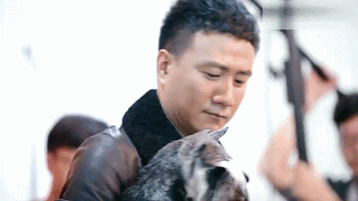 周星驰的老婆叫什么，他是周星驰电影的小人物（谁是周星驰的老婆）