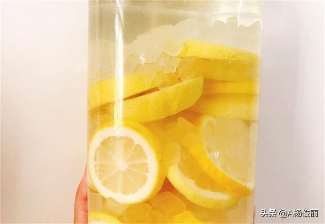 柠檬酒自制方法，柠檬酒自制方法大全（唐三镜真全粮杨俊丽-柠檬果酒的酿制工艺流程）