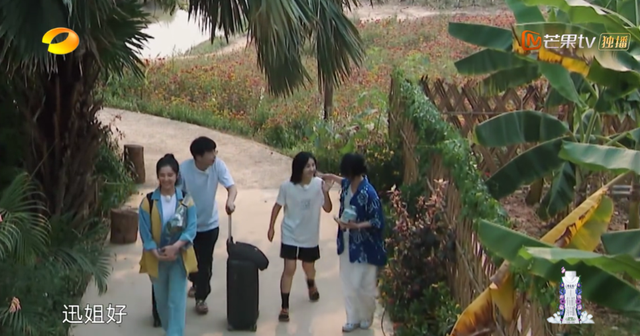 向往的生活开局推到张子枫，张子枫是谁推荐到向往的生活（《向往的生活4》张子枫被疑社恐）