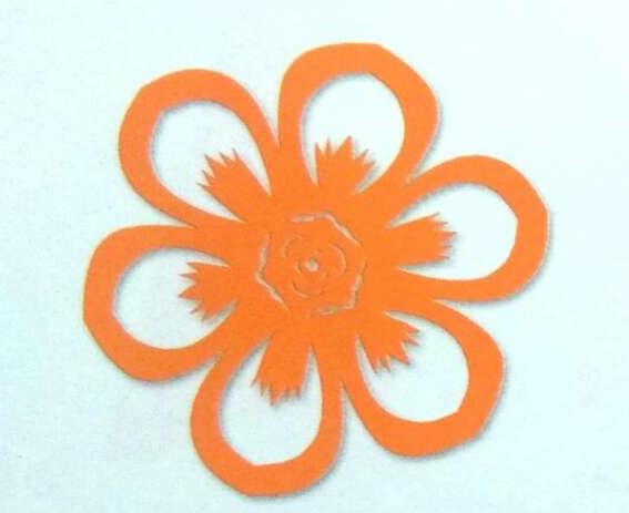 怎么剪窗花步骤图简单方法，超级漂亮的窗花剪纸